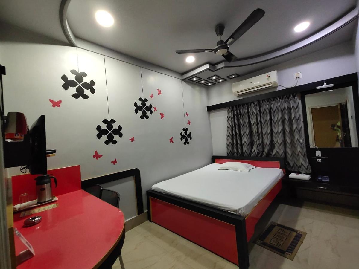 Hotel Samrat Baharampur 外观 照片