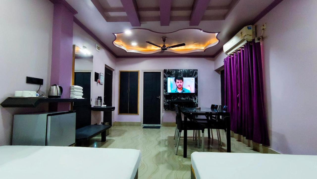 Hotel Samrat Baharampur 外观 照片