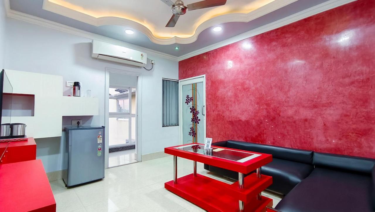 Hotel Samrat Baharampur 外观 照片